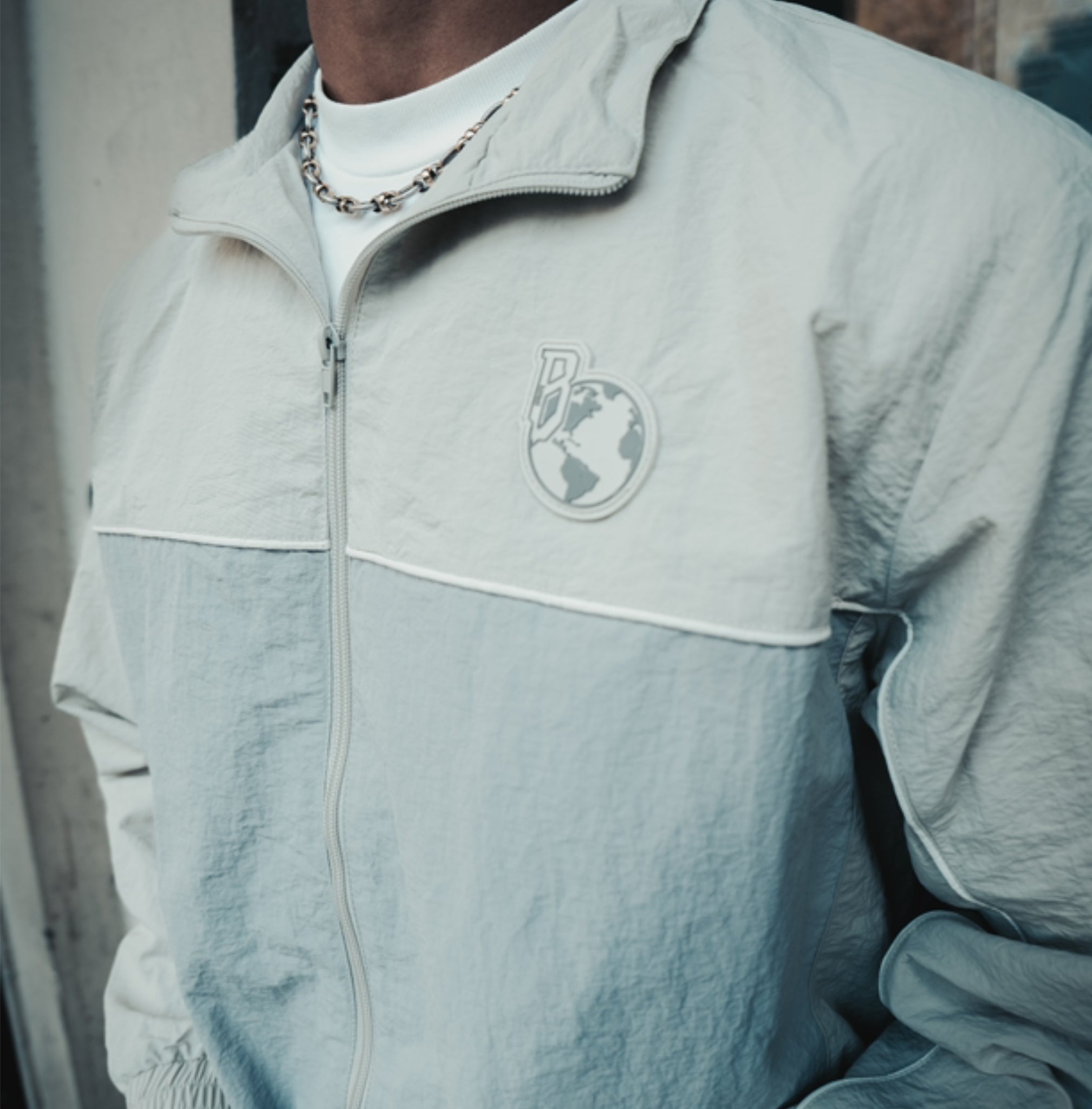 GREY/CREAM | SHELLSUIT