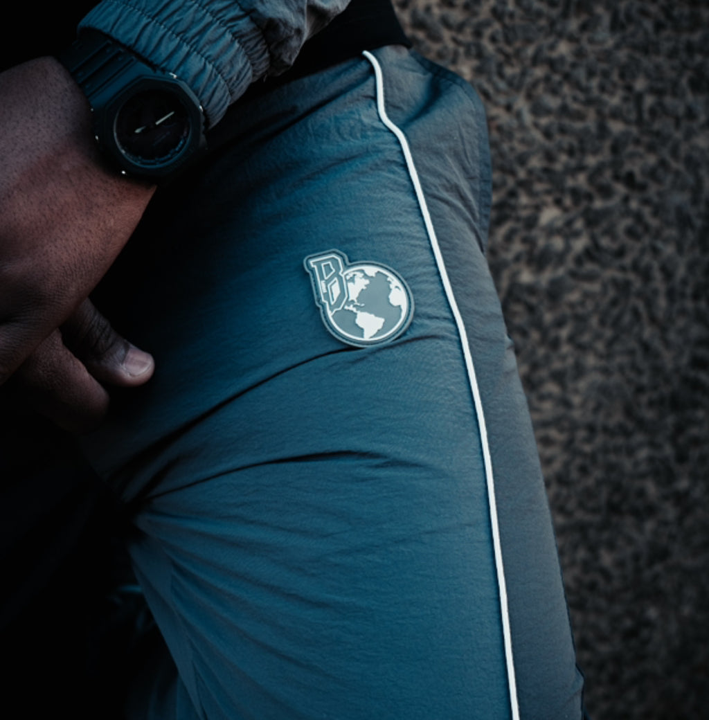 BLACK/SMOKE | SHELLSUIT